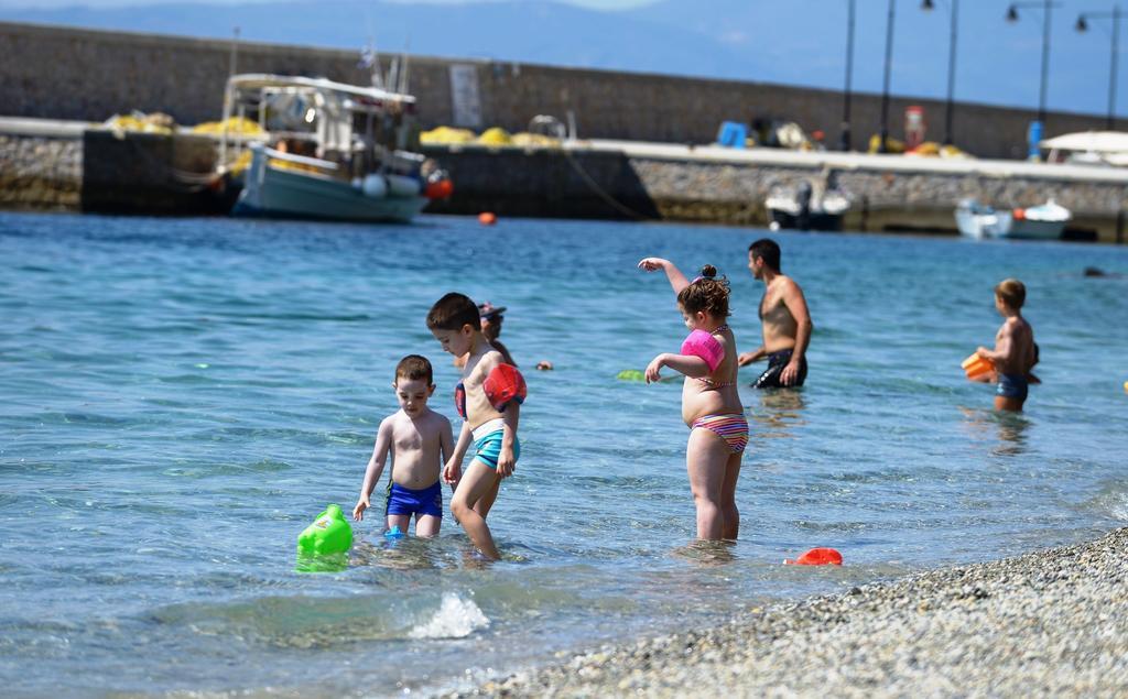 Ilia Mare Hotel Kültér fotó