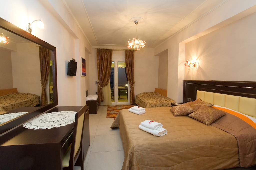 Ilia Mare Hotel Kültér fotó