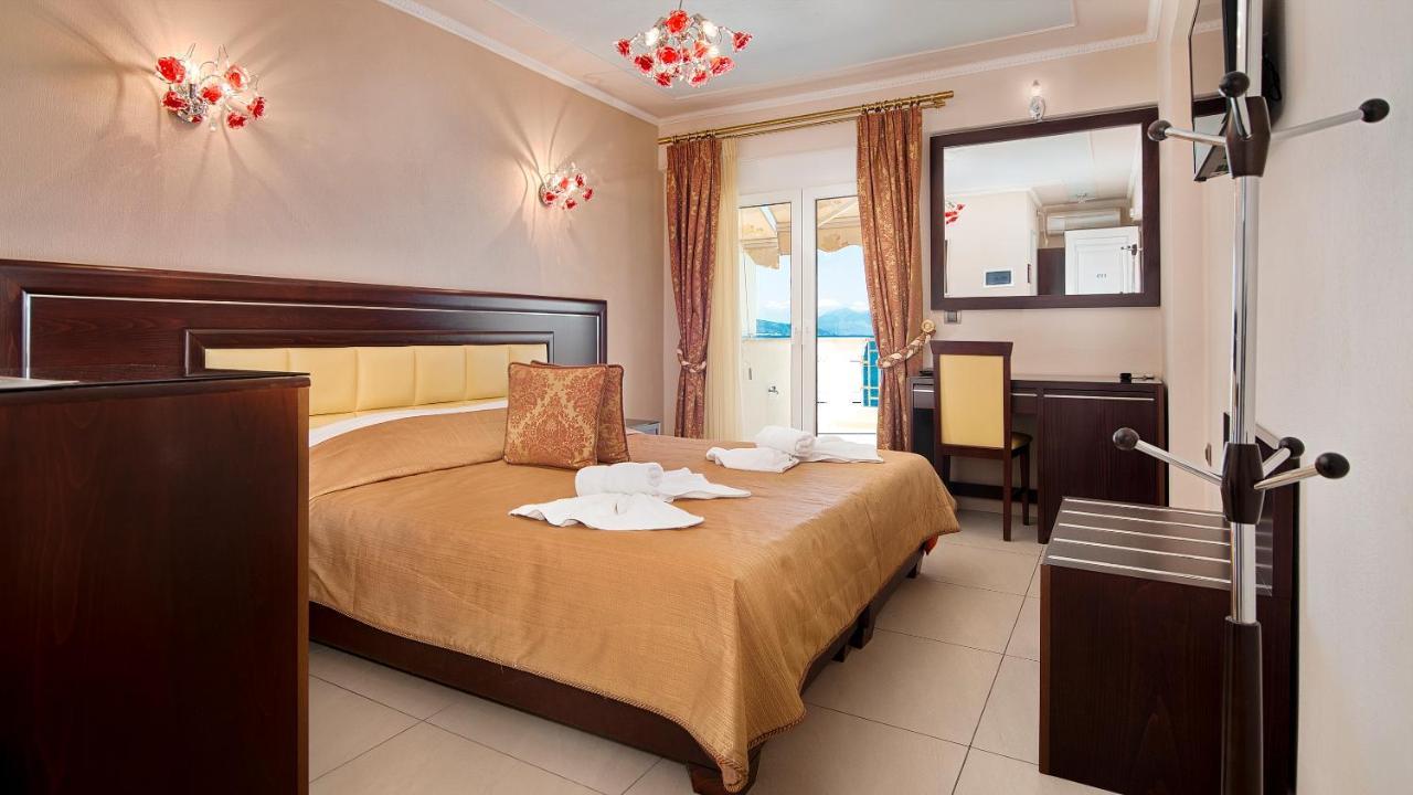 Ilia Mare Hotel Kültér fotó
